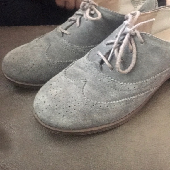 Cynthia Rowley gray Oxford leather shoes - Picture 6 of 7